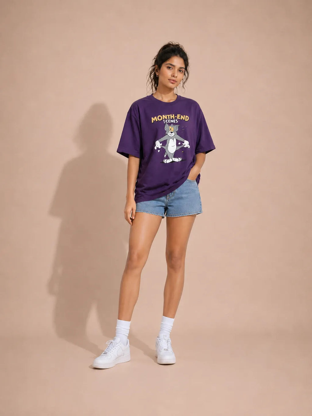 Month-End Broke Tom – Oversized T-Shirt