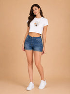 Minimal Muse – Women's Crop Top T-Shirt