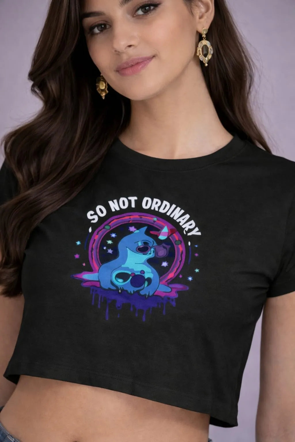 So Not Ordinary – Women's Crop Top T-Shirt
