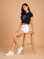 So Not Ordinary – Women's Crop Top T-Shirt